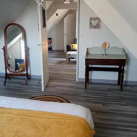 La Maison Des Taillis Maison d'hôtes 3*